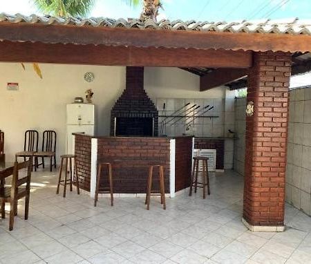 Apartamento 2 Quartos A 5 Minutos A Pe Da Praia Da Enseada Γκουαρούχα Εξωτερικό φωτογραφία