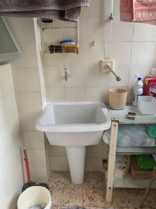Apartamento 2 Quartos A 5 Minutos A Pe Da Praia Da Enseada Γκουαρούχα Εξωτερικό φωτογραφία
