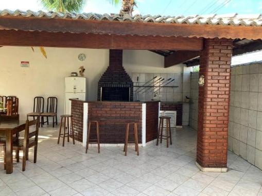 Apartamento 2 Quartos A 5 Minutos A Pe Da Praia Da Enseada Γκουαρούχα Εξωτερικό φωτογραφία