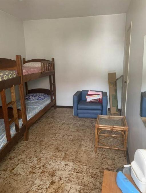 Apartamento 2 Quartos A 5 Minutos A Pe Da Praia Da Enseada Γκουαρούχα Εξωτερικό φωτογραφία